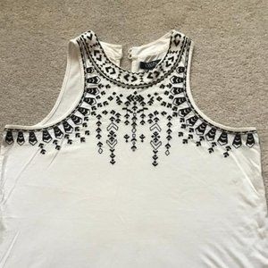 Chaps  offwhite black emboridered sleeveless shirt